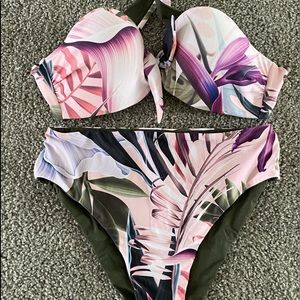 High waisted Tahiti flowers strapless bikini